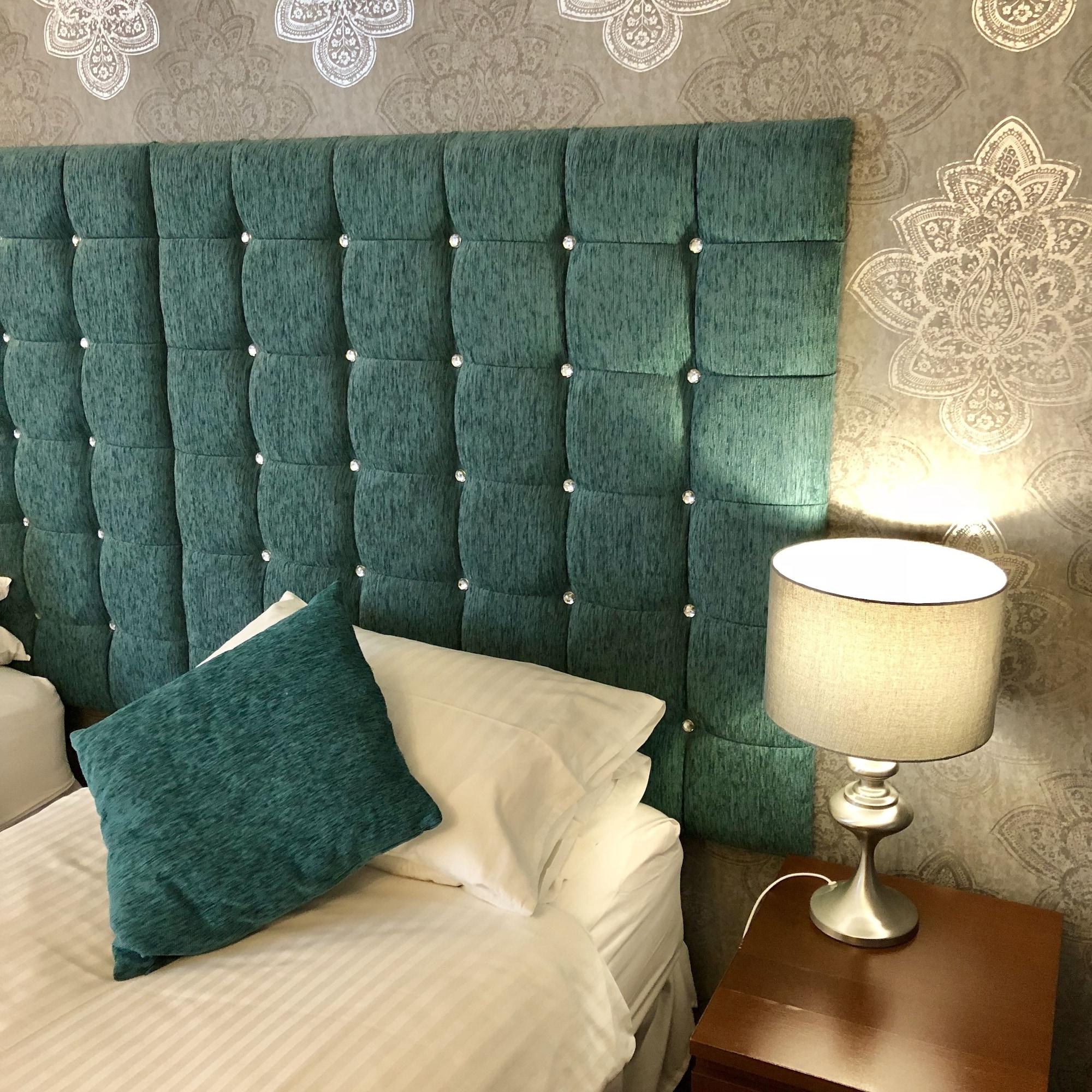 Best Western Compass Inn Tormarton Экстерьер фото