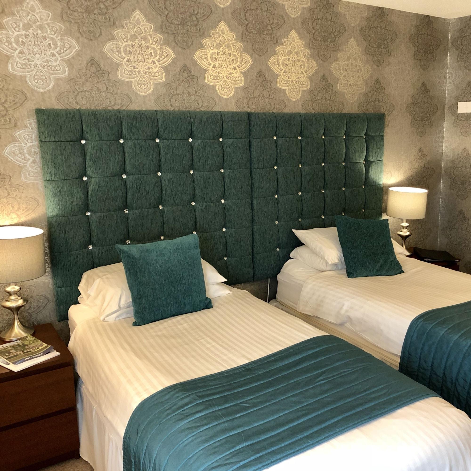 Best Western Compass Inn Tormarton Экстерьер фото