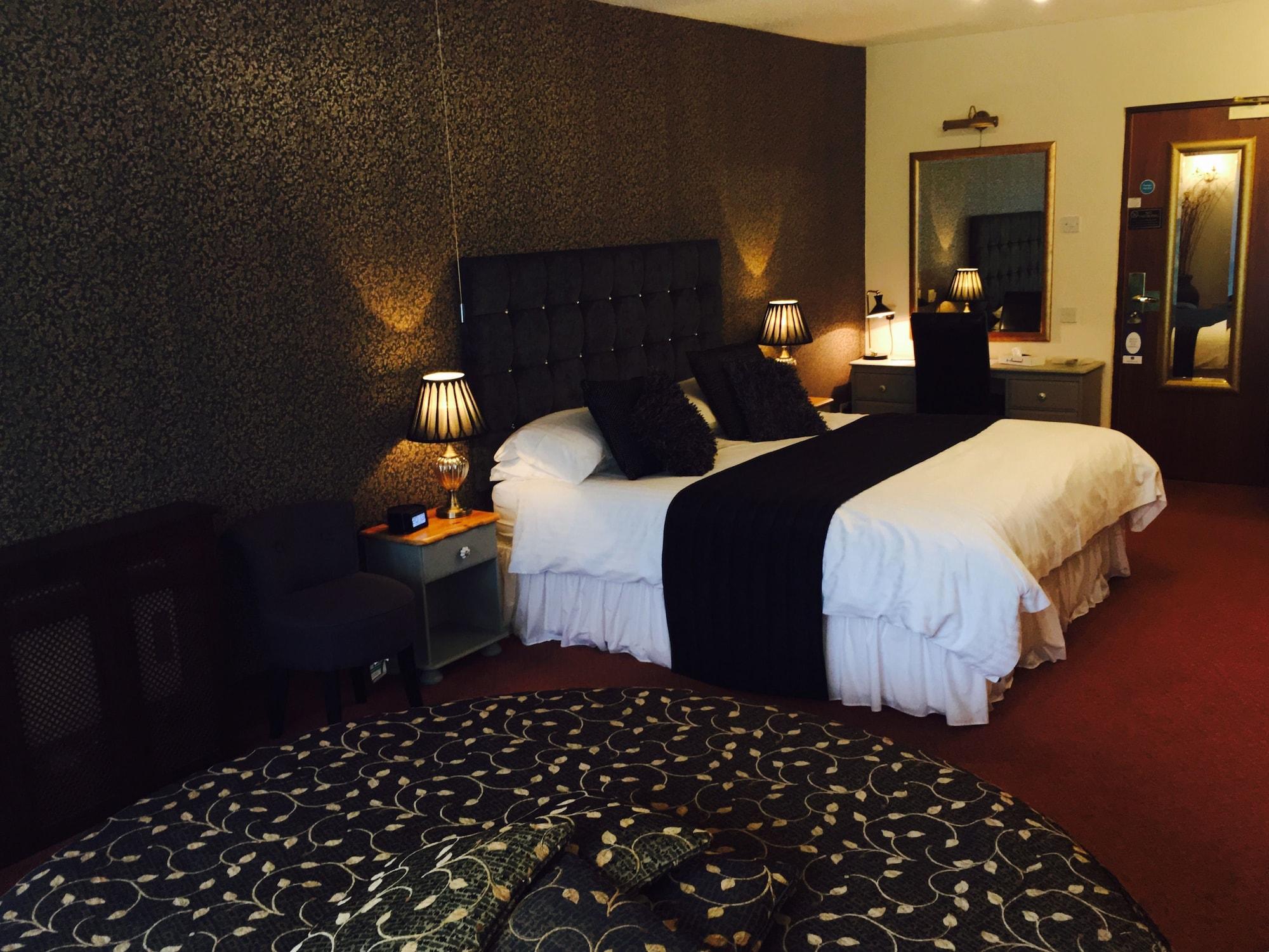 Best Western Compass Inn Tormarton Экстерьер фото
