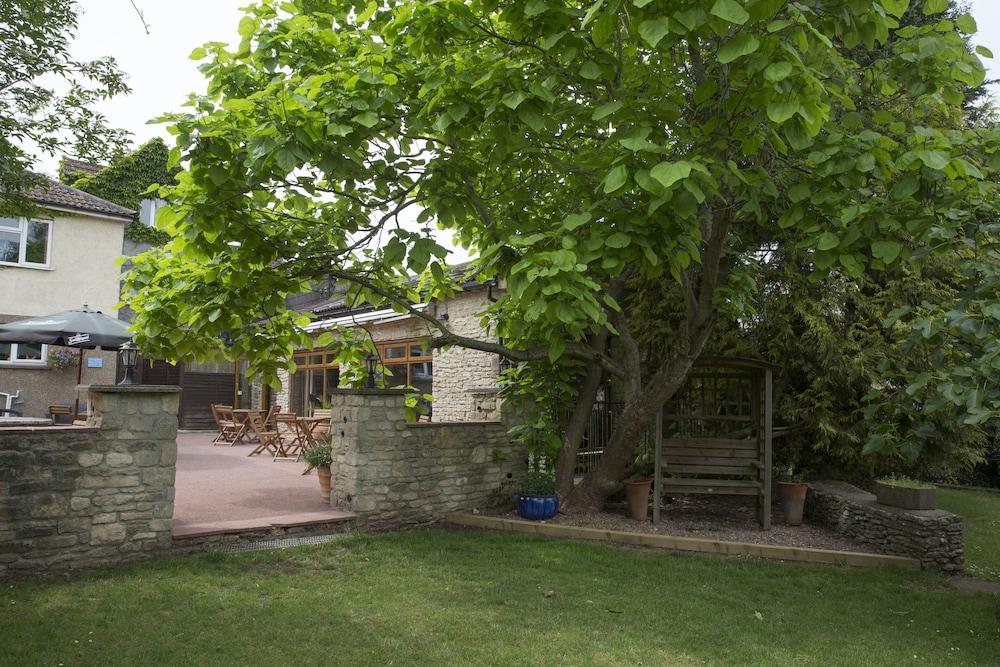 Best Western Compass Inn Tormarton Экстерьер фото