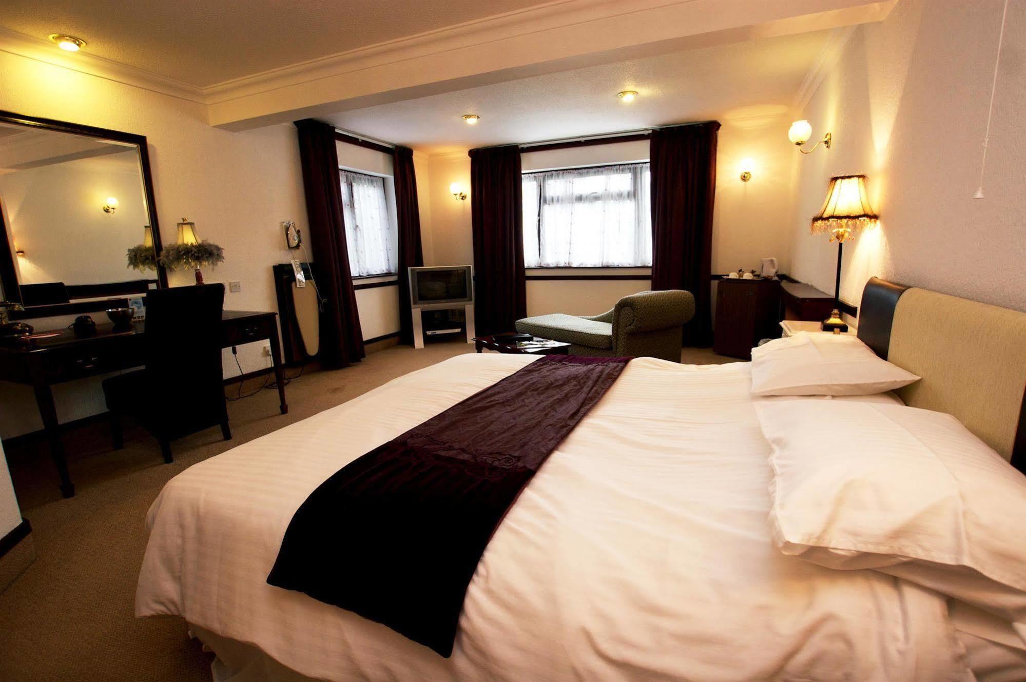 Best Western Compass Inn Tormarton Номер фото