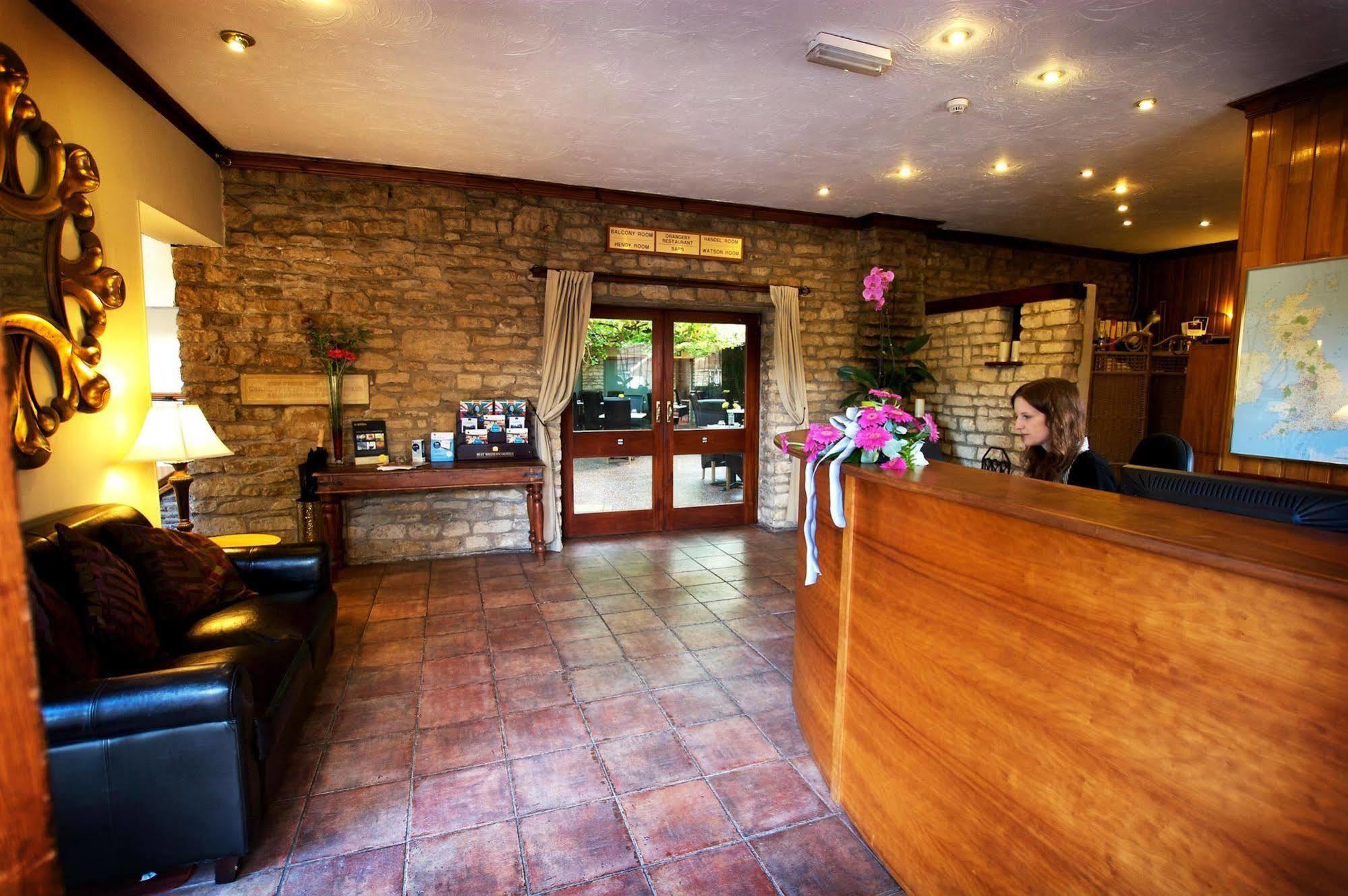 Best Western Compass Inn Tormarton Интерьер фото